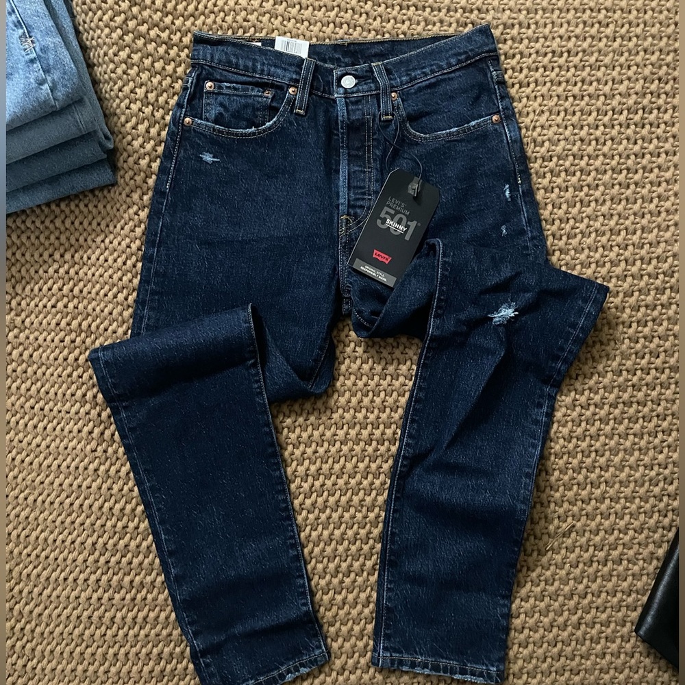 Levi Jean - Picture 2 of 8